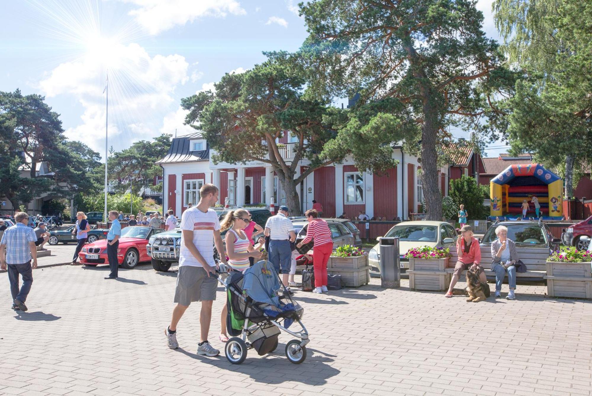 Hotel Strandbo Nauvo Exteriér fotografie